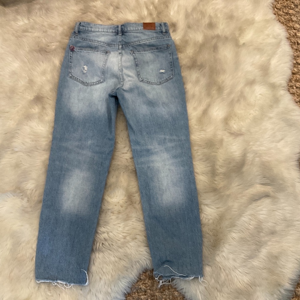 Jeans - Picture 2 of 3
